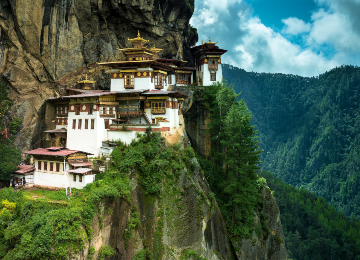 Bhutan – Land of Thunder Dragon